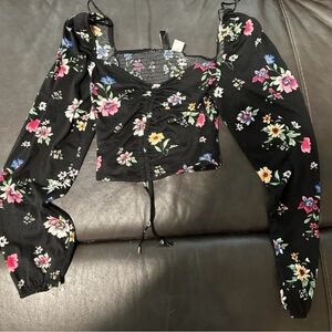 Divided Black and Pink Puff Sleeve Crop Blouse